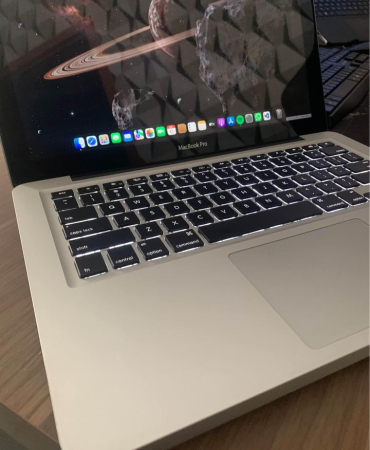 Macbook Pro 2011 i5 8gb RAM