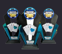 Trofeu Kit 3 Unid Personalizado Poker Futebol Esportes Mdf