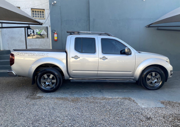 Nissan Frontier SV Attack 2.5 TD CD 4×4