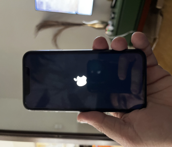 iPhone 11 preto