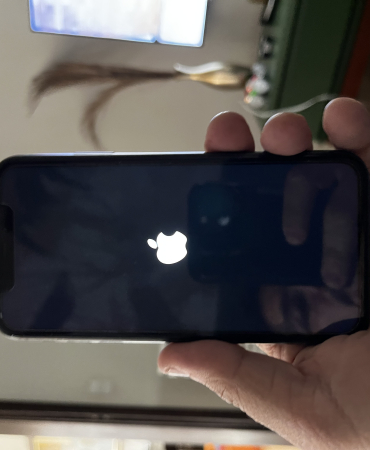 iPhone 11 preto